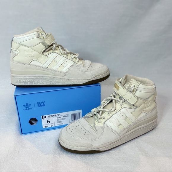 Ivy Park x Adidas Forum Mid - Picture 1 of 8
